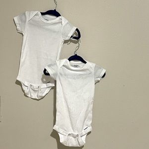 New Baby Bodysuits